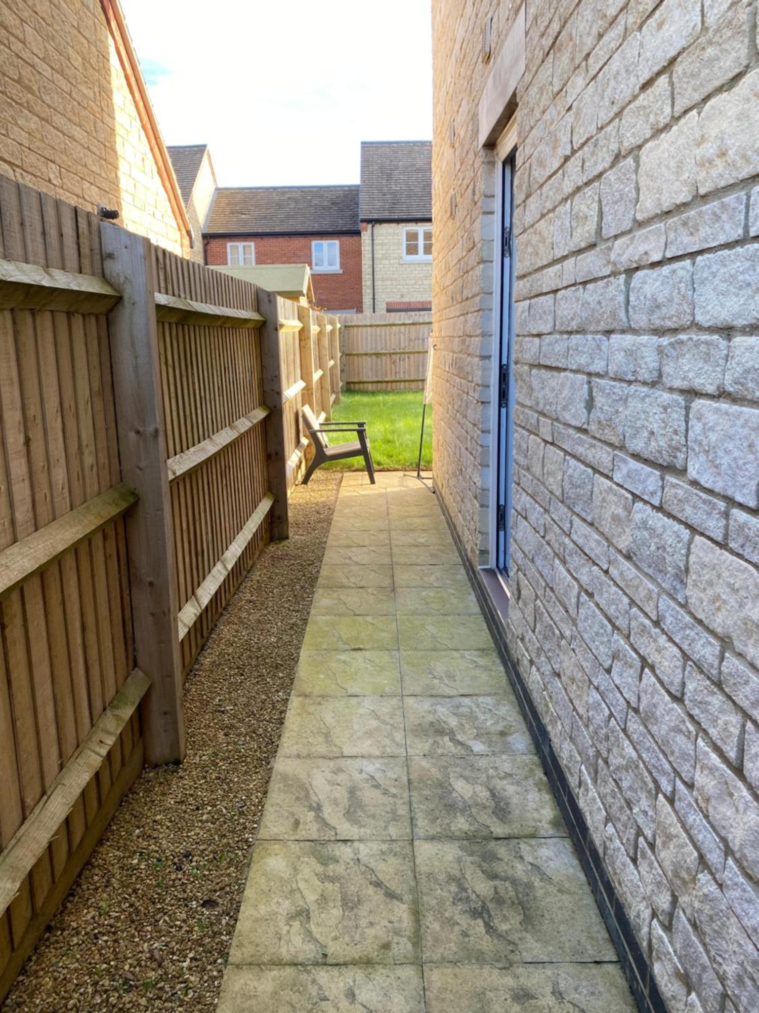 Vila 4 Freelands Gate, Witney, Oxfordshire Exteriér fotografie